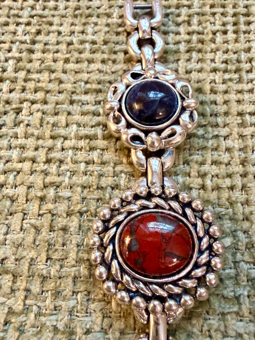 Vintage Vivani Southwestern Watch - Picture 5 of 8